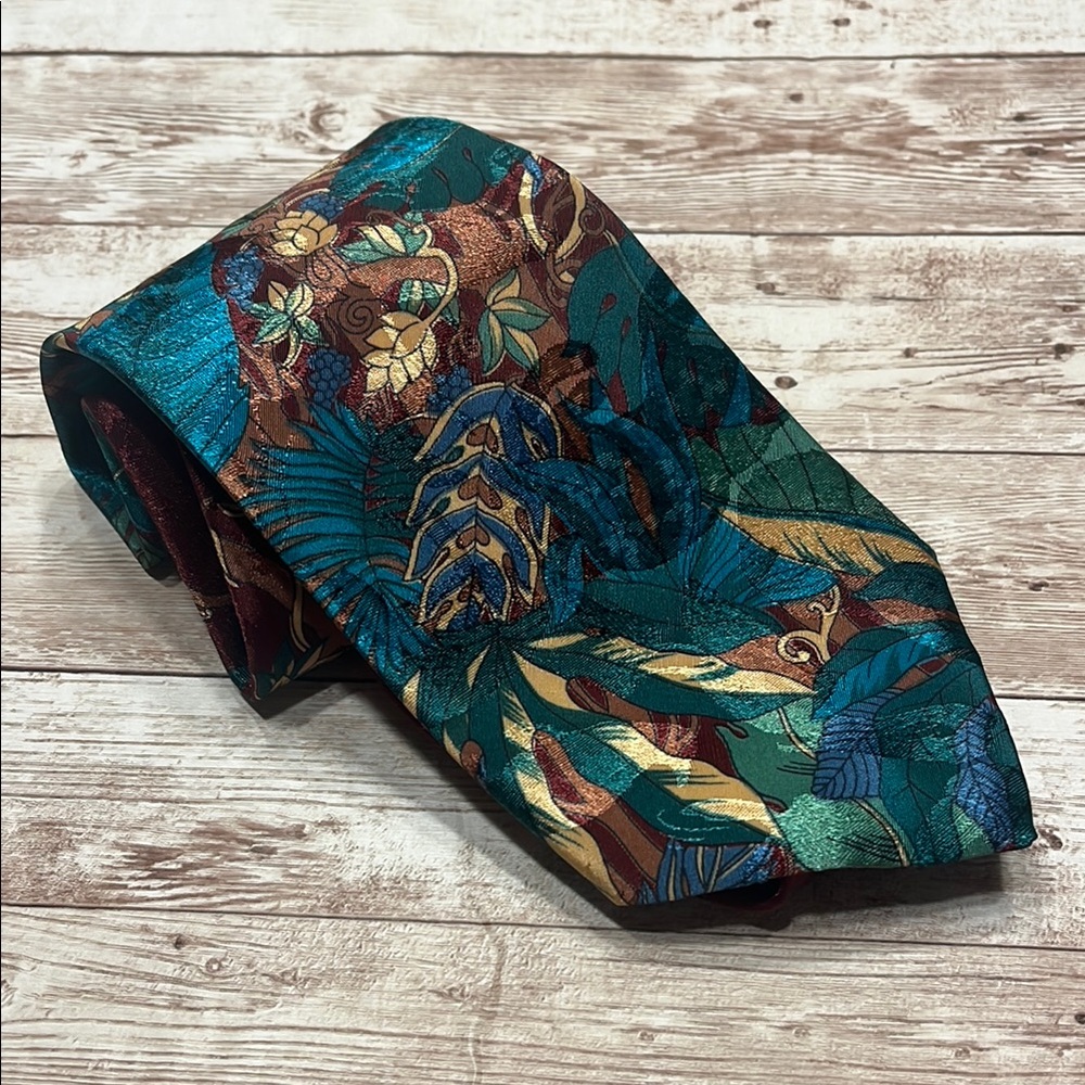 Floral Patterned Hologram Animal Tie in Teal and Gold